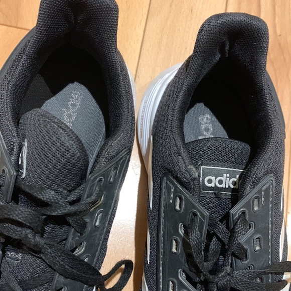 Adidas Cloud Foam athletic shoes- size 6 - Picture 11 of 16